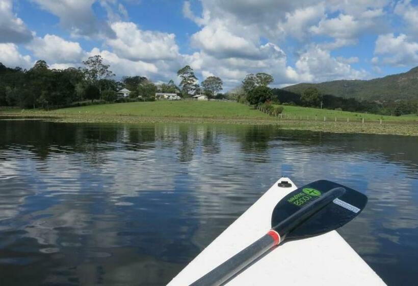 Отель Cedarbrae Country Stay