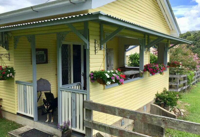 Отель Cedarbrae Country Stay