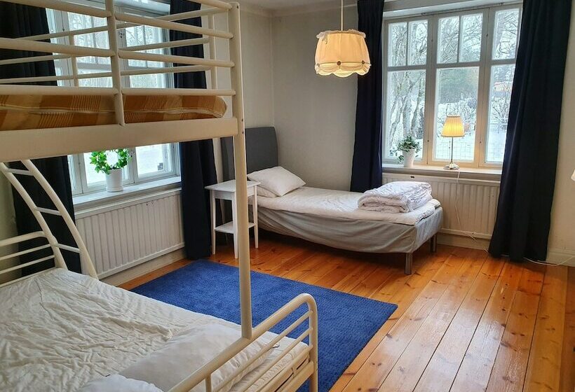 هاستل Gustafs Logi