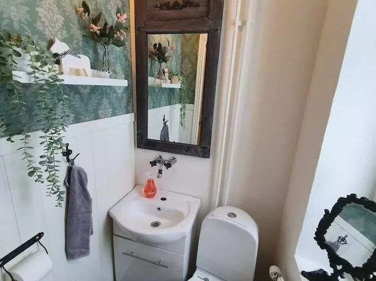 Retkeilymaja Gustafs Logi