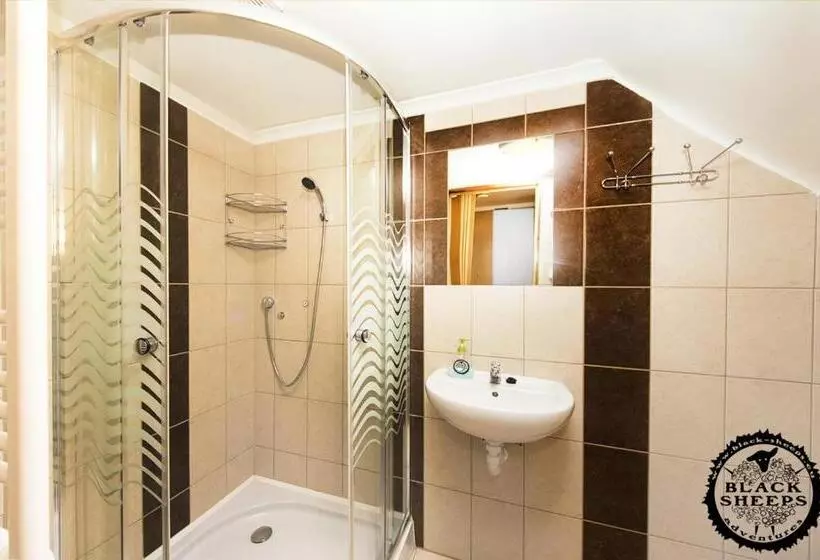 ユースホステル Penzion Black Sheeps Adventures