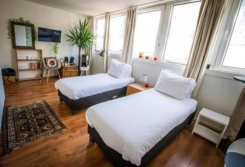 تختخواب و صبحانه City Break Amsterdam Bnb