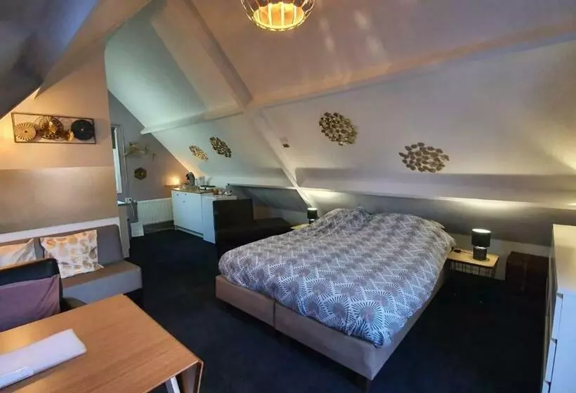 Aamiaismajoitus (B&B) Logeren Op Dijk43