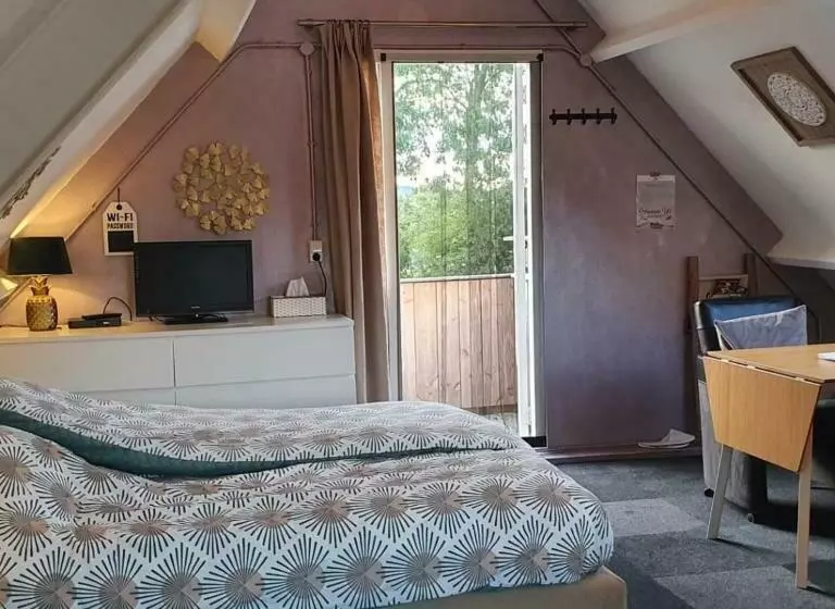 Aamiaismajoitus (B&B) Logeren Op Dijk43