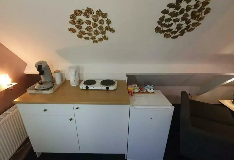 Aamiaismajoitus (B&B) Logeren Op Dijk43