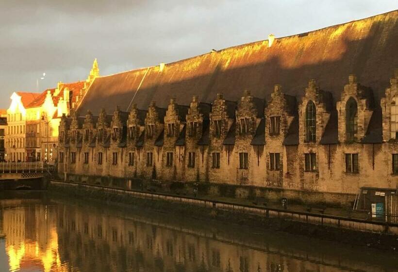 住宿加早餐  Rooms With A View