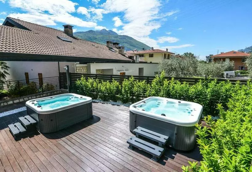 ベッドアンドブレックファースト Villa Degli Olivi Relais