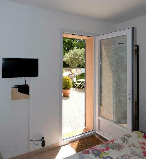 ベッドアンドブレックファースト Villa Louanne