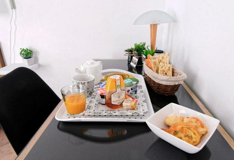 ベッドアンドブレックファースト Villa Louanne