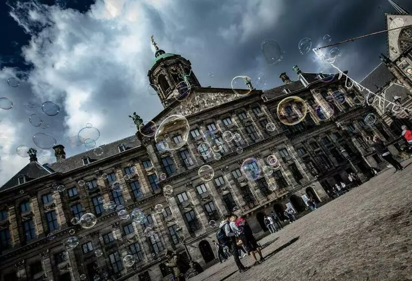 تختخواب و صبحانه City Break Amsterdam Bnb