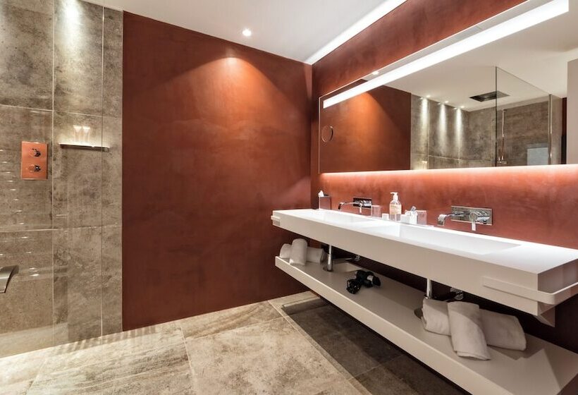 هتل Guesthouse Suiteseven