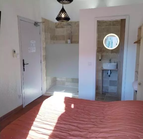 Hotelli Hôtel Beauséjour Logis De France