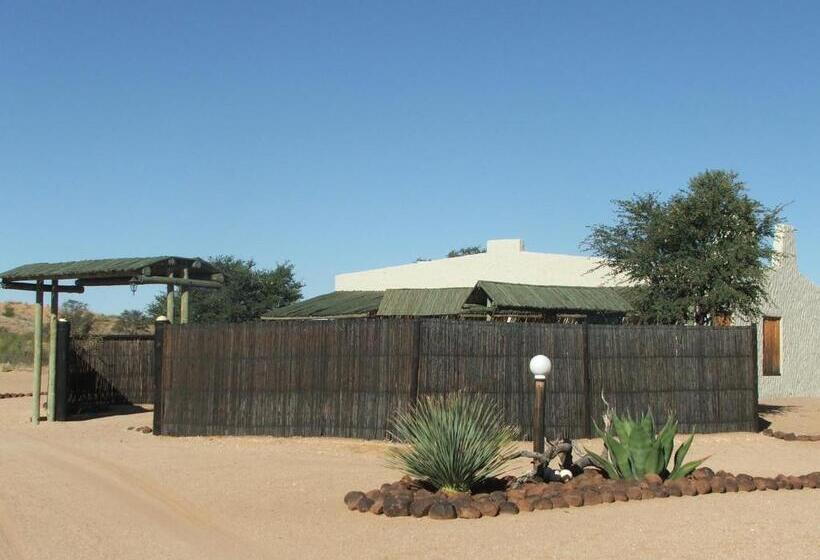 בית מלון כפרי Loch Maree Guest Farm & Field Camp