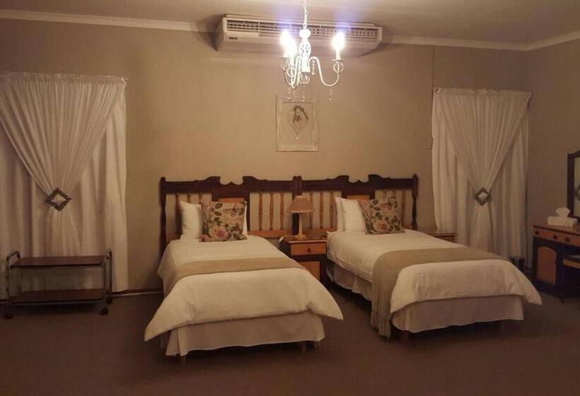 בית מלון כפרי Loch Maree Guest Farm & Field Camp