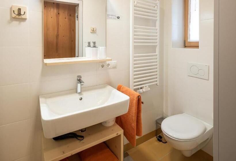 ホテル Vintlerhof