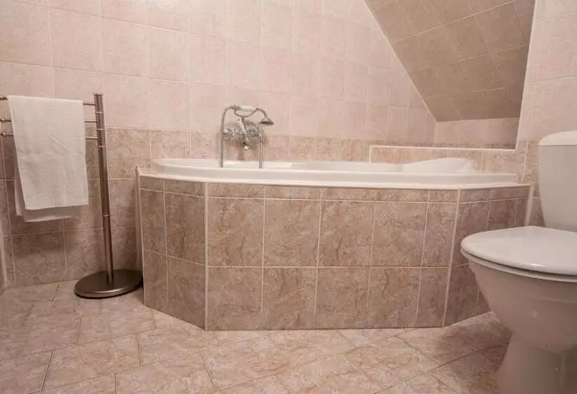 Majatalo Penzion Beako Na Pinglu