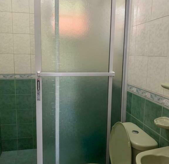 بنسيون Powers Holiday Vacations