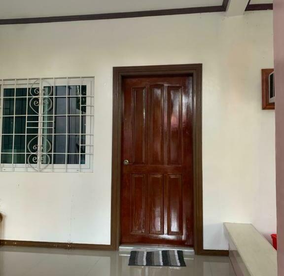 بنسيون Powers Holiday Vacations