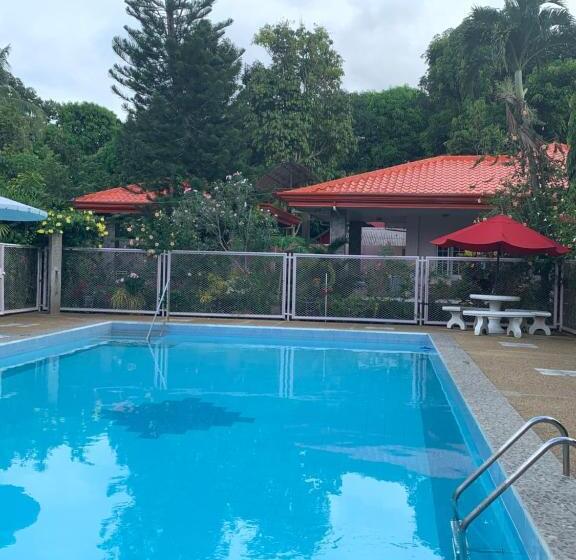 بنسيون Powers Holiday Vacations