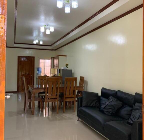 بنسيون Powers Holiday Vacations