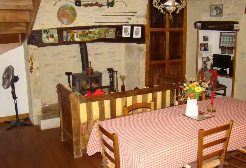 Aamiaismajoitus (B&B) Le Tilleul à Fleurs