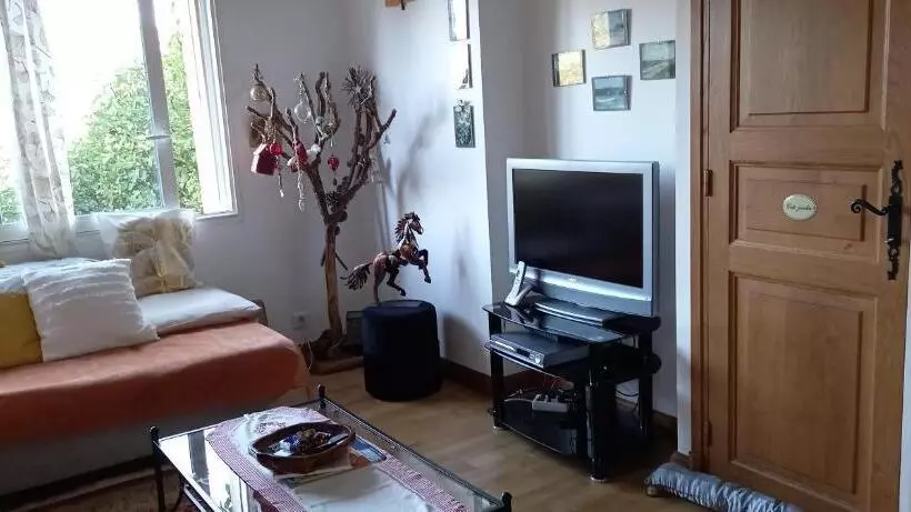 Aamiaismajoitus (B&B) Le Tilleul à Fleurs