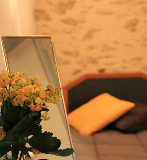 민박 Les Chambres D Hôtes De La Métairie Du Bourg