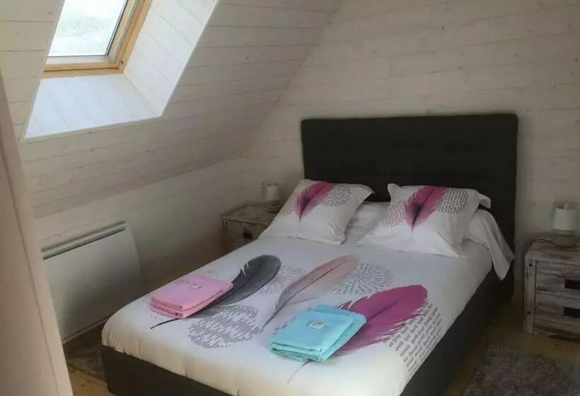 ベッドアンドブレックファースト Les Roses Des Bois