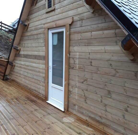 민박 Les Roses Des Bois