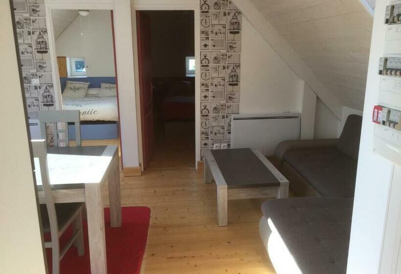 민박 Les Roses Des Bois