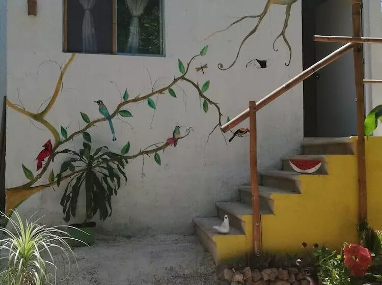 Aamiaismajoitus (B&B) Mayan Bungalow Near Chichén