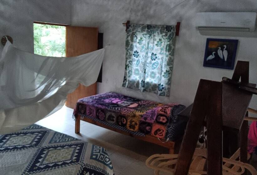 Bed & Breakfast Mayan Bungalow Near Chichén