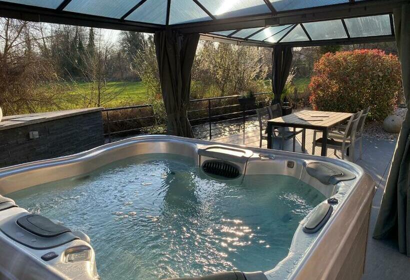 Les Rives Des Habsbourg