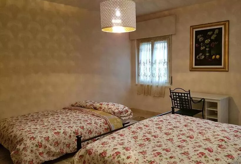 پانسیون Foresteria Borgo Delle Grazie