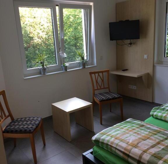 مبيت وإفطار Bergcafè   Hotel Kammann