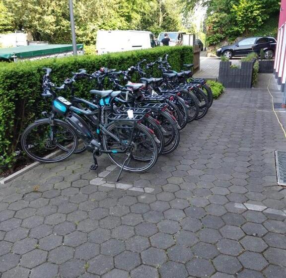 مبيت وإفطار Bergcafè   Hotel Kammann