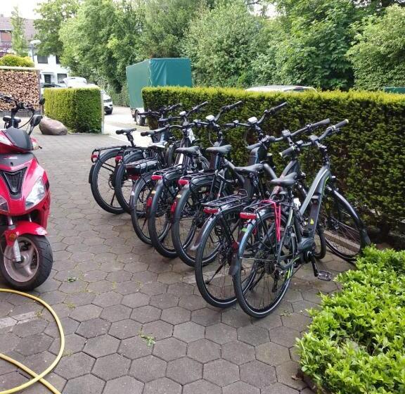 مبيت وإفطار Bergcafè   Hotel Kammann