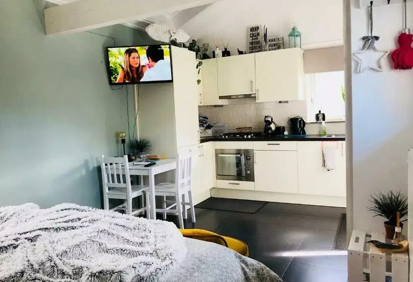 Aamiaismajoitus (B&B) Slapen Bij De Zeeuwse Lala