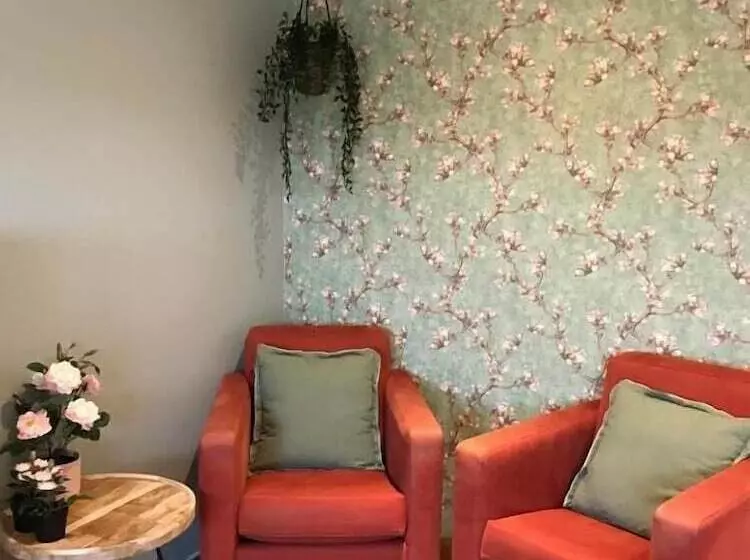 Aamiaismajoitus (B&B) Vijverhoef