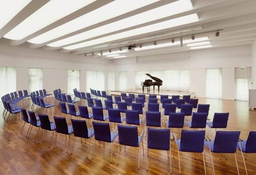 בית מלון כפרי Katholische Akademie Schwerte