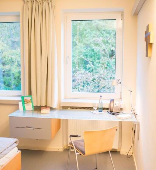 בית מלון כפרי Katholische Akademie Schwerte