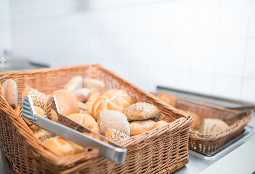 בית מלון כפרי Katholische Akademie Schwerte