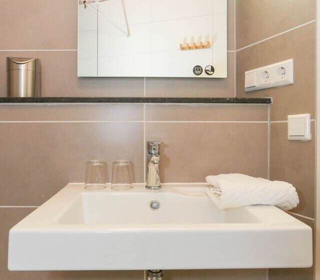 住宿加早餐  Adelaerthoeve Logies & Ontbijt