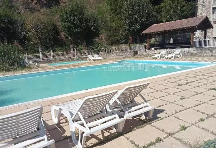 Aamiaismajoitus (B&B) Adonis Chambres D Hotes