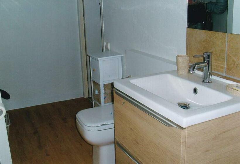 تختخواب و صبحانه Chambre D Hotes A Nérac