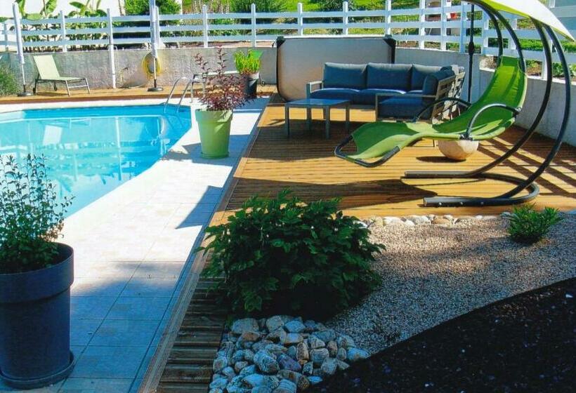 تختخواب و صبحانه Chambre D Hotes A Nérac