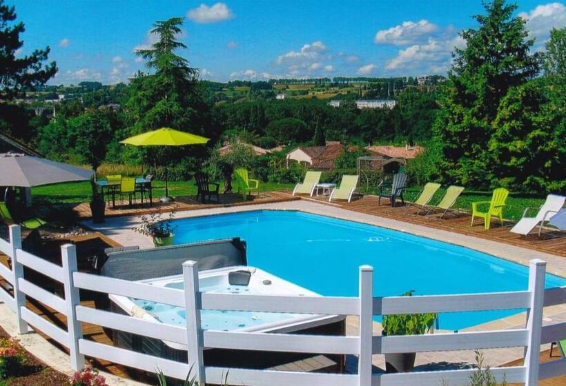 تختخواب و صبحانه Chambre D Hotes A Nérac