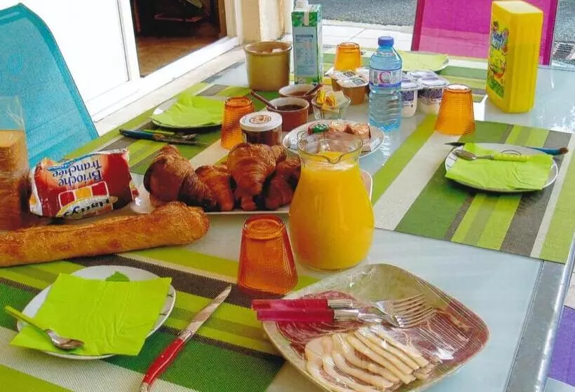 ベッドアンドブレックファースト Chambre D Hotes A Nérac