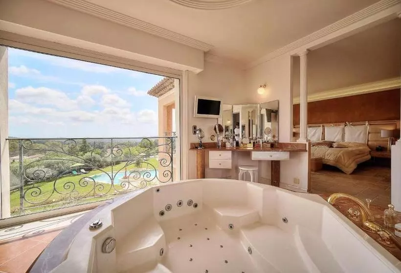 ベッドアンドブレックファースト Havre De Paix 5 étoiles Prestige Jacuzzi, Hammam, Sauna, Piscine Chauffée Mougins Cannes Grasse