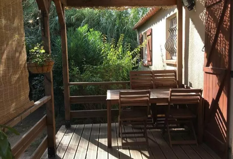 Aamiaismajoitus (B&B) Chambre D Hôte  Le Ponant